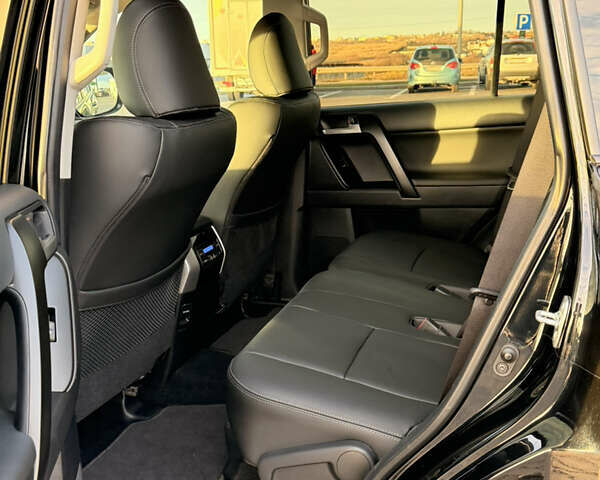 Черный Тойота Ленд Крузер Прадо, объемом двигателя 2.7 л и пробегом 67 тыс. км за 52500 $, фото 14 на Automoto.ua