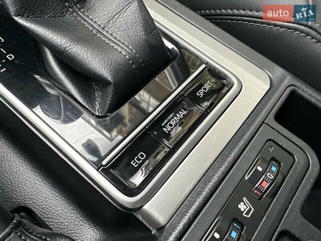 Черный Тойота Ленд Крузер Прадо, объемом двигателя 2.76 л и пробегом 87 тыс. км за 52700 $, фото 53 на Automoto.ua