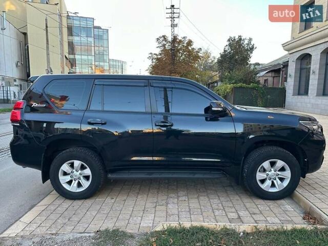 Черный Тойота Ленд Крузер Прадо, объемом двигателя 2.76 л и пробегом 40 тыс. км за 47000 $, фото 2 на Automoto.ua