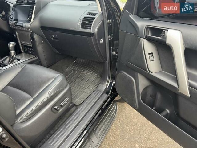 Черный Тойота Ленд Крузер Прадо, объемом двигателя 2.76 л и пробегом 118 тыс. км за 45900 $, фото 38 на Automoto.ua