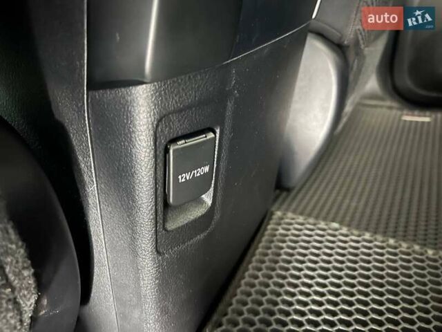 Черный Тойота Ленд Крузер Прадо, объемом двигателя 2.76 л и пробегом 21 тыс. км за 55000 $, фото 41 на Automoto.ua