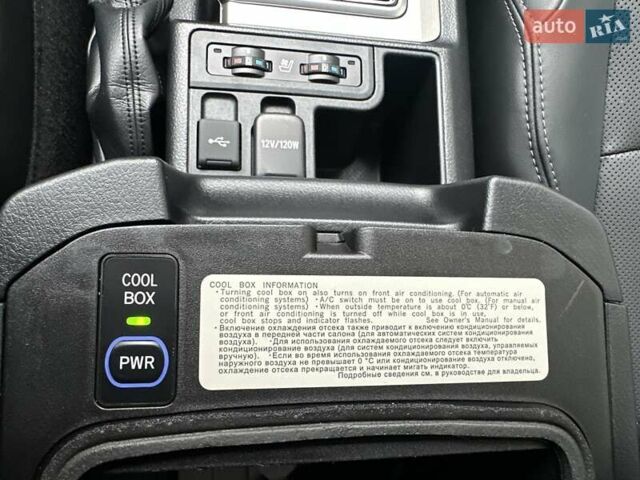 Черный Тойота Ленд Крузер Прадо, объемом двигателя 2.76 л и пробегом 87 тыс. км за 52700 $, фото 54 на Automoto.ua
