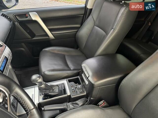 Черный Тойота Ленд Крузер Прадо, объемом двигателя 2.76 л и пробегом 118 тыс. км за 45900 $, фото 30 на Automoto.ua