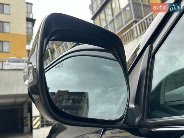 Черный Тойота Ленд Крузер Прадо, объемом двигателя 2.76 л и пробегом 87 тыс. км за 52700 $, фото 31 на Automoto.ua