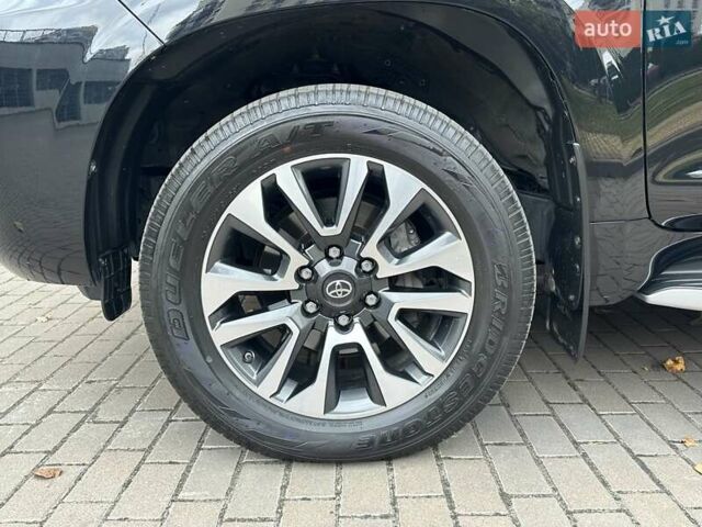 Черный Тойота Ленд Крузер Прадо, объемом двигателя 2.76 л и пробегом 87 тыс. км за 52700 $, фото 26 на Automoto.ua