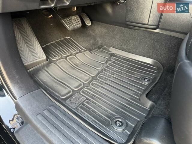 Черный Тойота Ленд Крузер Прадо, объемом двигателя 2.76 л и пробегом 118 тыс. км за 45900 $, фото 50 на Automoto.ua