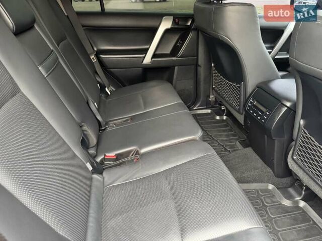 Черный Тойота Ленд Крузер Прадо, объемом двигателя 2.76 л и пробегом 118 тыс. км за 45900 $, фото 40 на Automoto.ua