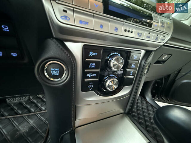 Чорний Тойота Ленд Крузер Прадо, об'ємом двигуна 3.96 л та пробігом 95 тис. км за 54000 $, фото 13 на Automoto.ua