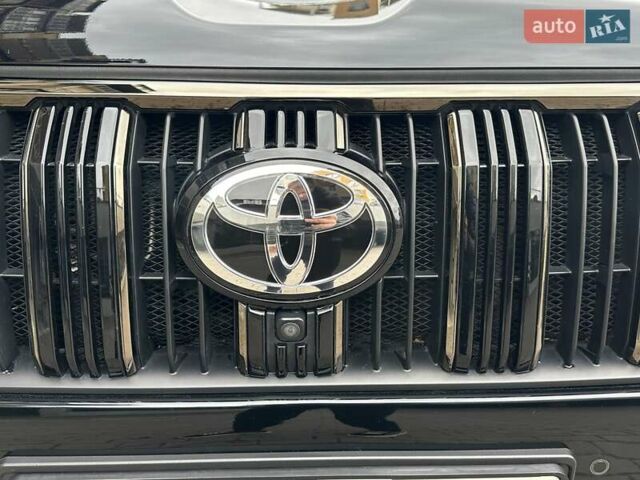 Черный Тойота Ленд Крузер Прадо, объемом двигателя 2.76 л и пробегом 87 тыс. км за 52700 $, фото 29 на Automoto.ua