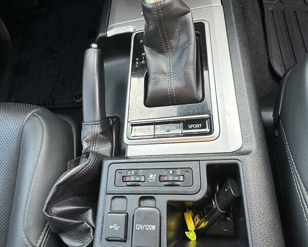 Чорний Тойота Ленд Крузер Прадо, об'ємом двигуна 2.76 л та пробігом 146 тис. км за 49300 $, фото 17 на Automoto.ua