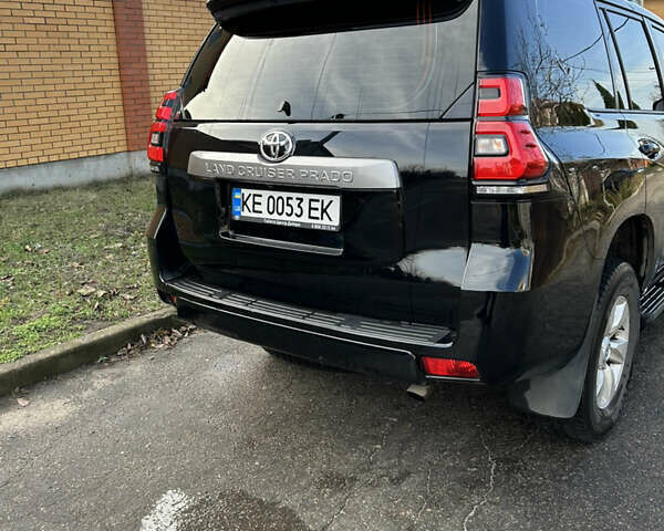 Черный Тойота Ленд Крузер Прадо, объемом двигателя 2.76 л и пробегом 42 тыс. км за 55000 $, фото 2 на Automoto.ua