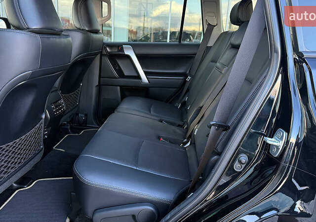 Черный Тойота Ленд Крузер Прадо, объемом двигателя 2.76 л и пробегом 41 тыс. км за 52000 $, фото 10 на Automoto.ua