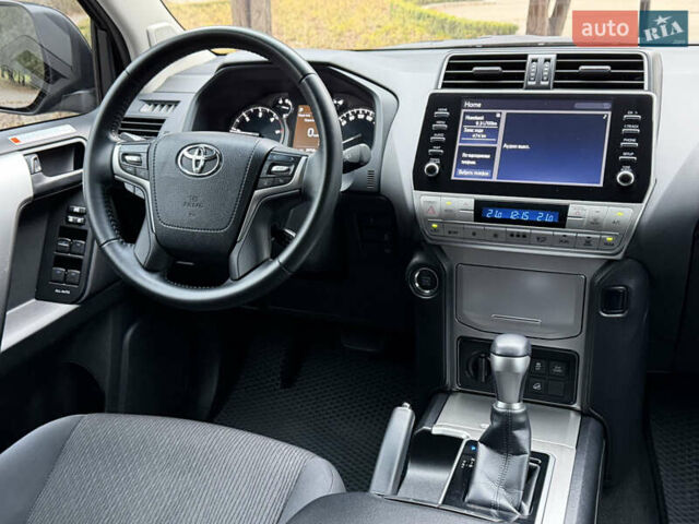 Черный Тойота Ленд Крузер Прадо, объемом двигателя 2.76 л и пробегом 59 тыс. км за 49500 $, фото 10 на Automoto.ua