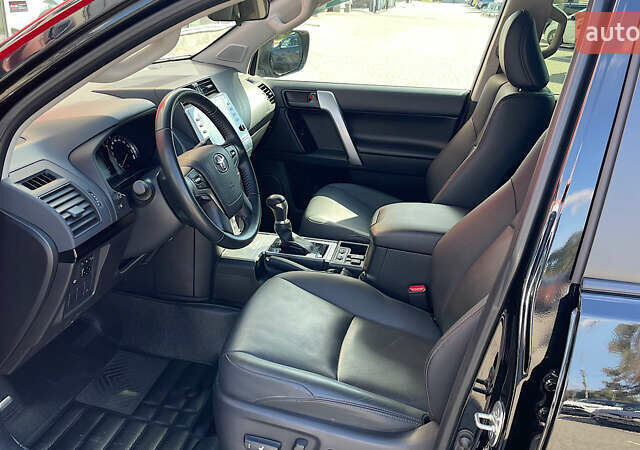 Чорний Тойота Ленд Крузер Прадо, об'ємом двигуна 2.76 л та пробігом 59 тис. км за 49000 $, фото 11 на Automoto.ua