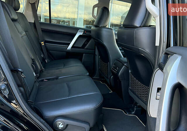 Черный Тойота Ленд Крузер Прадо, объемом двигателя 2.76 л и пробегом 41 тыс. км за 52000 $, фото 6 на Automoto.ua