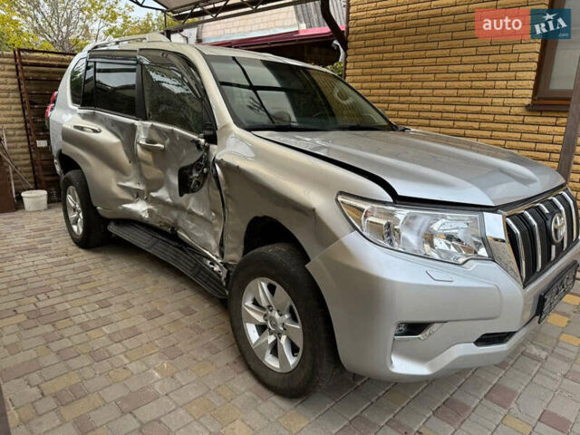 Черный Тойота Ленд Крузер Прадо, объемом двигателя 3.96 л и пробегом 59 тыс. км за 33000 $, фото 3 на Automoto.ua