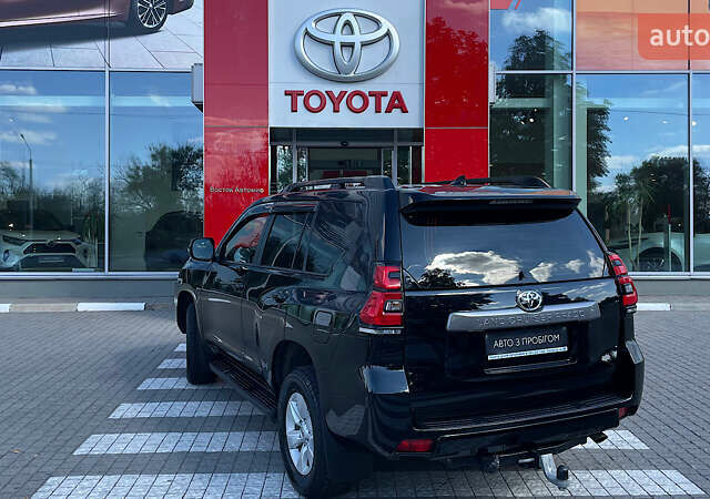 Чорний Тойота Ленд Крузер Прадо, об'ємом двигуна 2.76 л та пробігом 59 тис. км за 49000 $, фото 1 на Automoto.ua