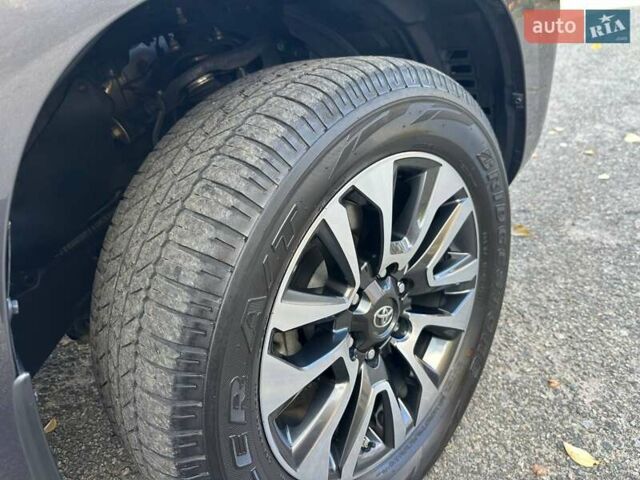 Черный Тойота Ленд Крузер Прадо, объемом двигателя 2.76 л и пробегом 72 тыс. км за 55000 $, фото 32 на Automoto.ua