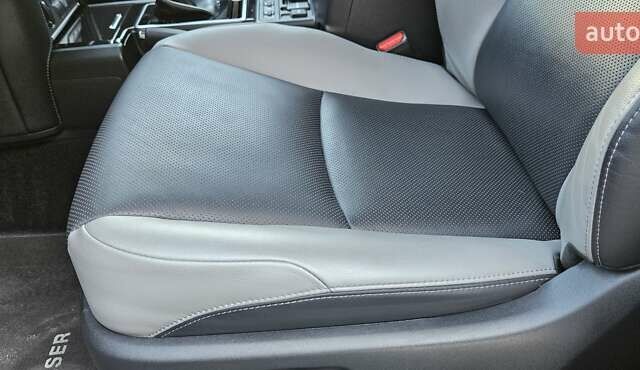 Чорний Тойота Ленд Крузер Прадо, об'ємом двигуна 2.76 л та пробігом 45 тис. км за 61000 $, фото 18 на Automoto.ua