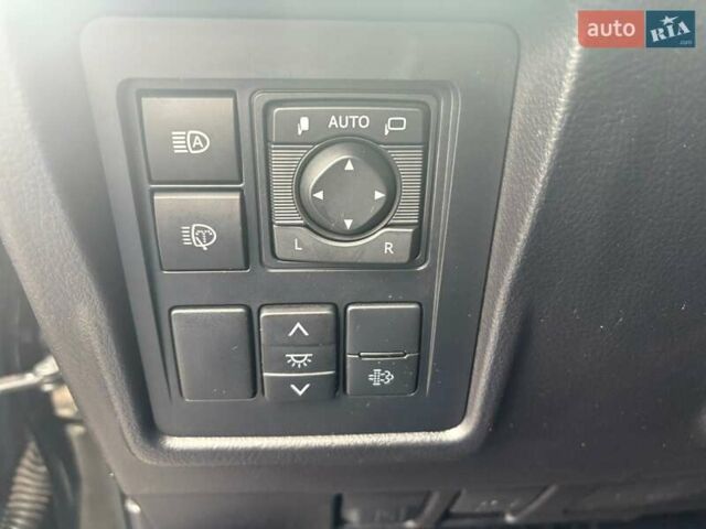 Чорний Тойота Ленд Крузер Прадо, об'ємом двигуна 2.76 л та пробігом 70 тис. км за 53490 $, фото 10 на Automoto.ua