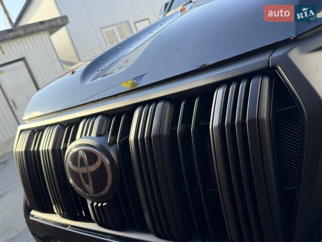 Черный Тойота Ленд Крузер Прадо, объемом двигателя 2.8 л и пробегом 64 тыс. км за 59000 $, фото 1 на Automoto.ua