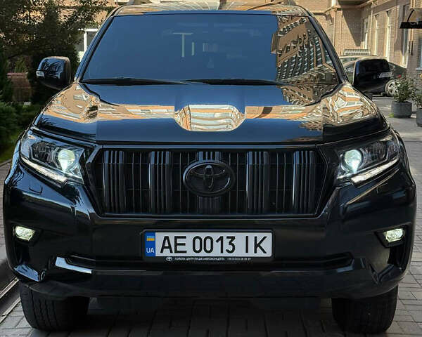 Черный Тойота Ленд Крузер Прадо, объемом двигателя 2.76 л и пробегом 59 тыс. км за 53000 $, фото 1 на Automoto.ua