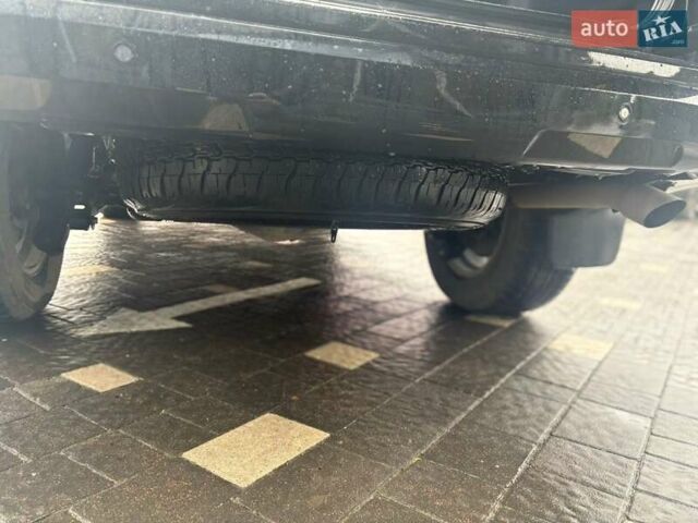 Чорний Тойота Ленд Крузер Прадо, об'ємом двигуна 2.76 л та пробігом 70 тис. км за 53490 $, фото 5 на Automoto.ua