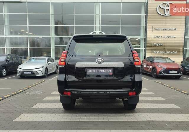 Чорний Тойота Ленд Крузер Прадо, об'ємом двигуна 2.76 л та пробігом 62 тис. км за 46643 $, фото 6 на Automoto.ua