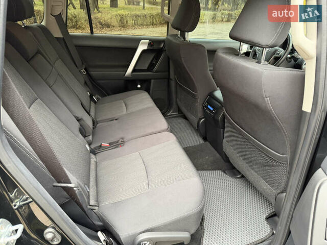 Черный Тойота Ленд Крузер Прадо, объемом двигателя 2.76 л и пробегом 59 тыс. км за 49500 $, фото 14 на Automoto.ua