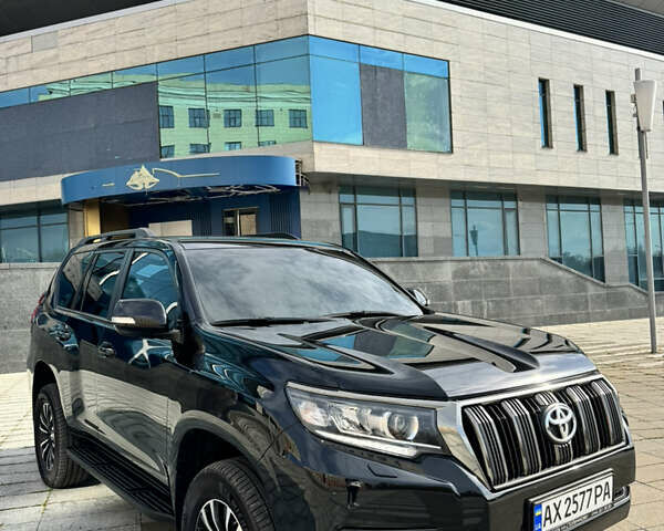 Чорний Тойота Ленд Крузер Прадо, об'ємом двигуна 2.76 л та пробігом 49 тис. км за 55500 $, фото 4 на Automoto.ua