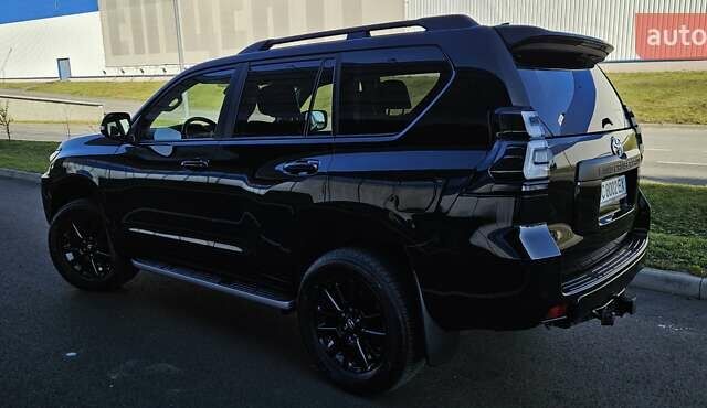 Чорний Тойота Ленд Крузер Прадо, об'ємом двигуна 2.76 л та пробігом 45 тис. км за 61000 $, фото 3 на Automoto.ua