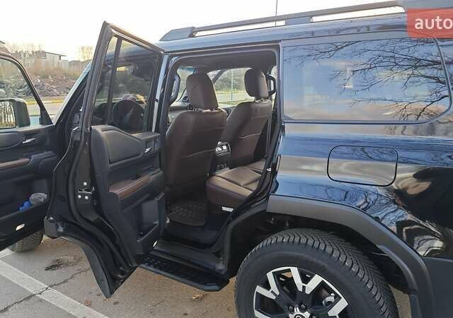 Черный Тойота Ленд Крузер Прадо, объемом двигателя 2.39 л и пробегом 26 тыс. км за 71000 $, фото 15 на Automoto.ua