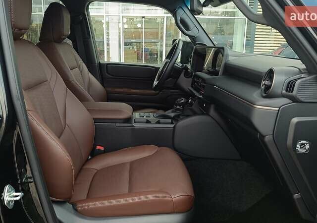 Черный Тойота Ленд Крузер Прадо, объемом двигателя 2.39 л и пробегом 34 тыс. км за 64729 $, фото 5 на Automoto.ua