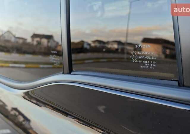 Черный Тойота Ленд Крузер Прадо, объемом двигателя 2.39 л и пробегом 26 тыс. км за 71000 $, фото 72 на Automoto.ua