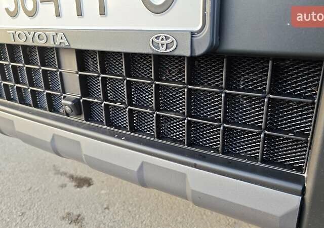 Черный Тойота Ленд Крузер Прадо, объемом двигателя 2.39 л и пробегом 26 тыс. км за 71000 $, фото 77 на Automoto.ua