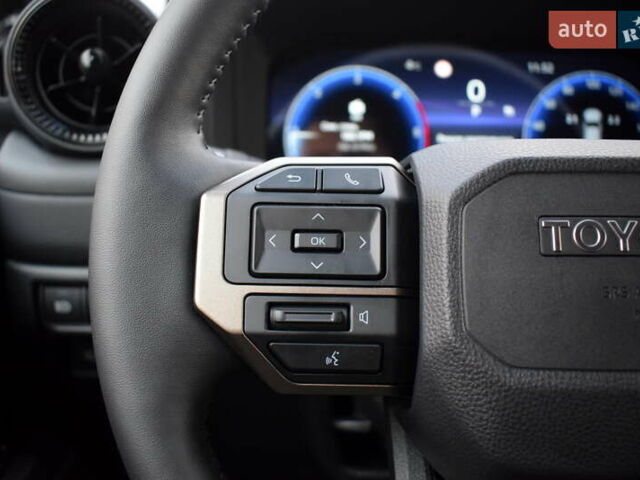 Черный Тойота Ленд Крузер Прадо, объемом двигателя 2.8 л и пробегом 1 тыс. км за 64200 $, фото 22 на Automoto.ua