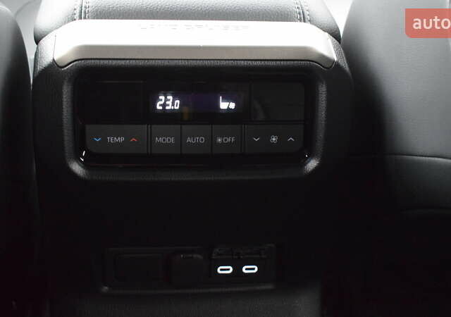 Черный Тойота Ленд Крузер Прадо, объемом двигателя 2.8 л и пробегом 1 тыс. км за 70500 $, фото 27 на Automoto.ua