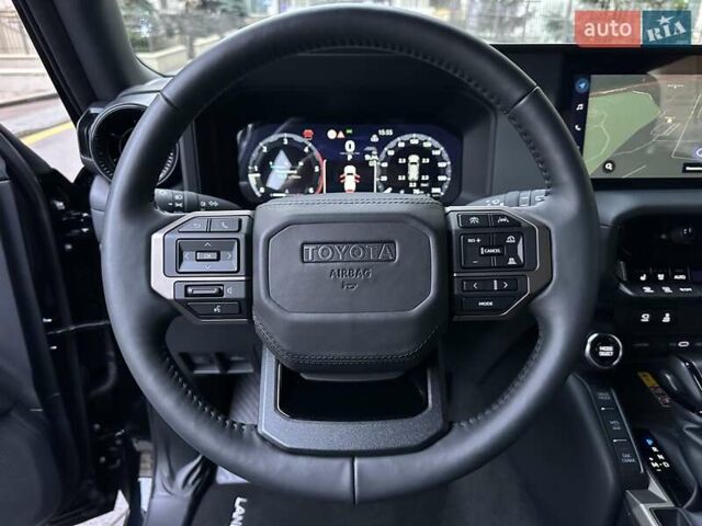 Черный Тойота Ленд Крузер Прадо, объемом двигателя 2.8 л и пробегом 9 тыс. км за 68900 $, фото 36 на Automoto.ua