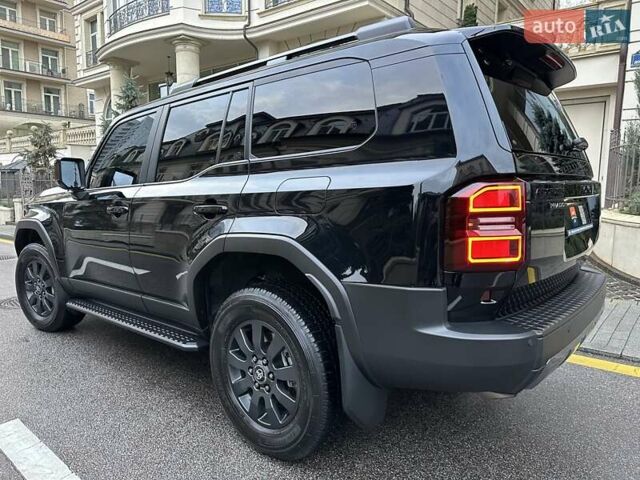 Черный Тойота Ленд Крузер Прадо, объемом двигателя 2.8 л и пробегом 9 тыс. км за 68900 $, фото 7 на Automoto.ua