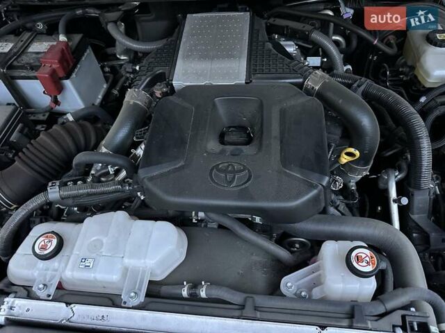 Черный Тойота Ленд Крузер Прадо, объемом двигателя 2.8 л и пробегом 9 тыс. км за 68900 $, фото 82 на Automoto.ua