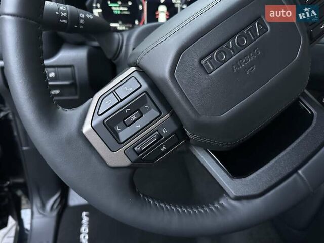 Черный Тойота Ленд Крузер Прадо, объемом двигателя 2.8 л и пробегом 9 тыс. км за 68900 $, фото 37 на Automoto.ua