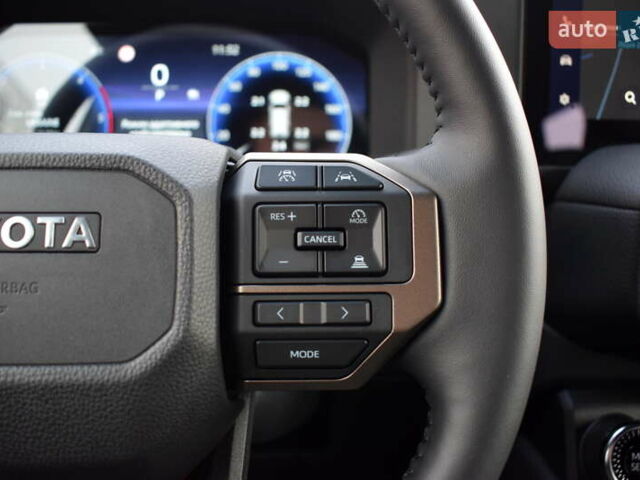 Черный Тойота Ленд Крузер Прадо, объемом двигателя 2.8 л и пробегом 1 тыс. км за 64200 $, фото 23 на Automoto.ua