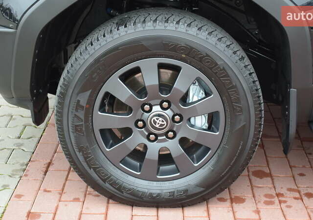 Черный Тойота Ленд Крузер Прадо, объемом двигателя 2.8 л и пробегом 1 тыс. км за 70500 $, фото 14 на Automoto.ua