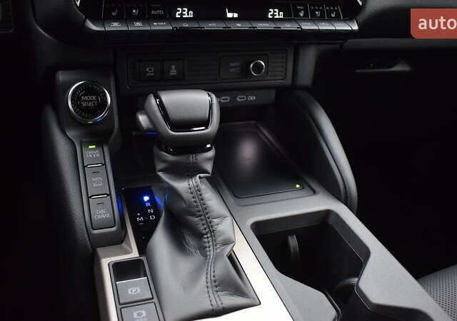 Черный Тойота Ленд Крузер Прадо, объемом двигателя 2.8 л и пробегом 1 тыс. км за 70500 $, фото 26 на Automoto.ua