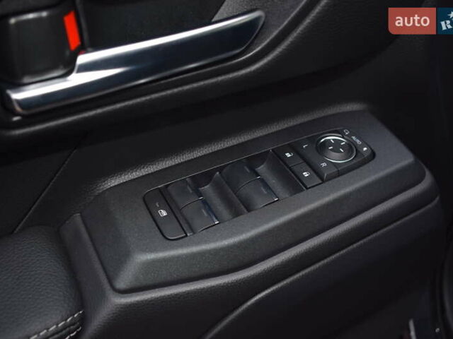 Черный Тойота Ленд Крузер Прадо, объемом двигателя 2.8 л и пробегом 1 тыс. км за 64200 $, фото 19 на Automoto.ua