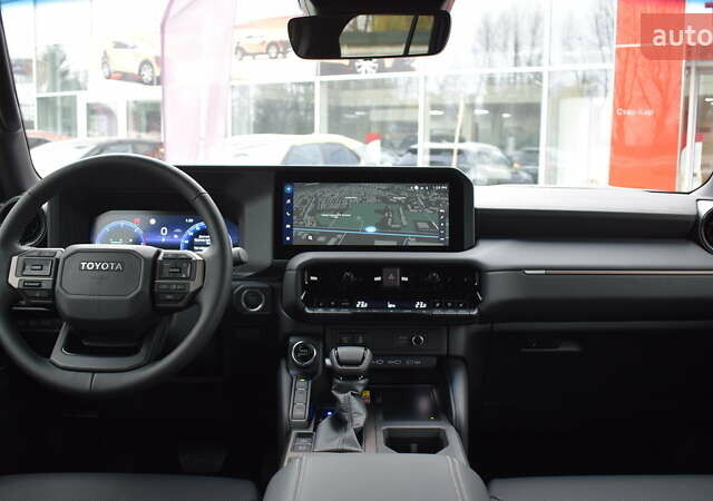 Черный Тойота Ленд Крузер Прадо, объемом двигателя 2.8 л и пробегом 1 тыс. км за 70500 $, фото 7 на Automoto.ua