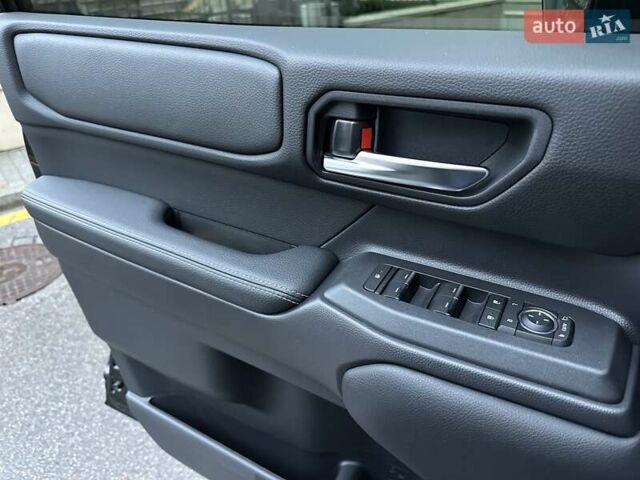 Черный Тойота Ленд Крузер Прадо, объемом двигателя 2.8 л и пробегом 9 тыс. км за 68900 $, фото 35 на Automoto.ua