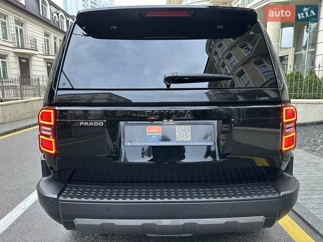 Черный Тойота Ленд Крузер Прадо, объемом двигателя 2.8 л и пробегом 9 тыс. км за 68900 $, фото 9 на Automoto.ua