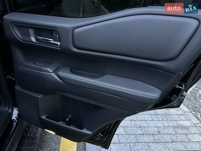 Черный Тойота Ленд Крузер Прадо, объемом двигателя 2.8 л и пробегом 9 тыс. км за 68900 $, фото 73 на Automoto.ua