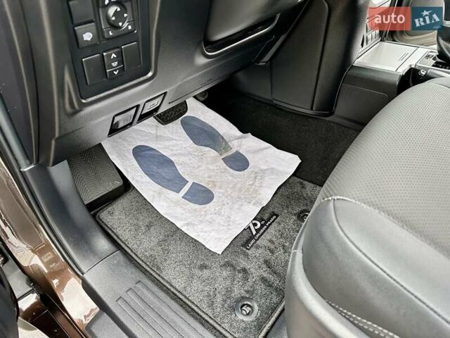 Коричневый Тойота Ленд Крузер Прадо, объемом двигателя 3.96 л и пробегом 37 тыс. км за 46999 $, фото 101 на Automoto.ua